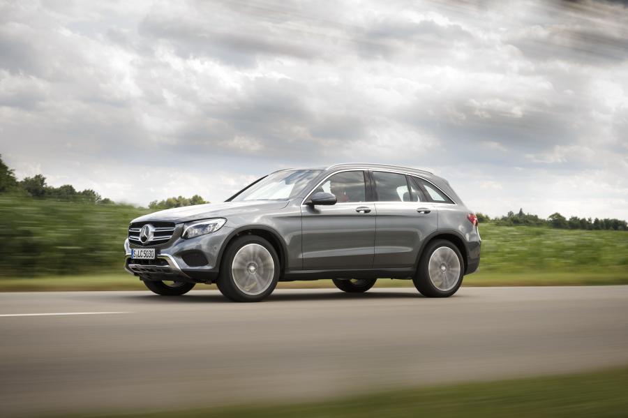  Mercedes-Benz GLC220 d 4Matic Off-Road 2015 года  (фото 14 из 24)